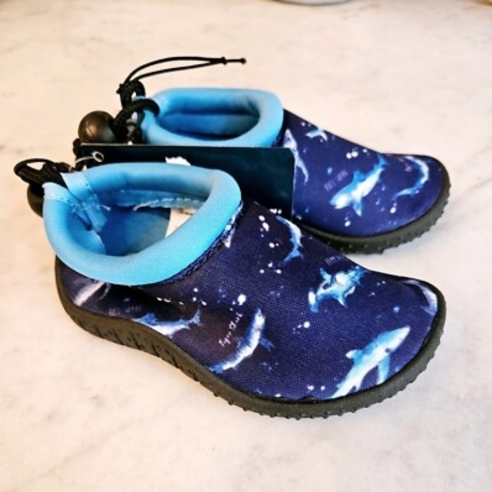 🌊 Tommy Bahama Infant Water Shoes – Size 1/2 – New with Tag 🐬